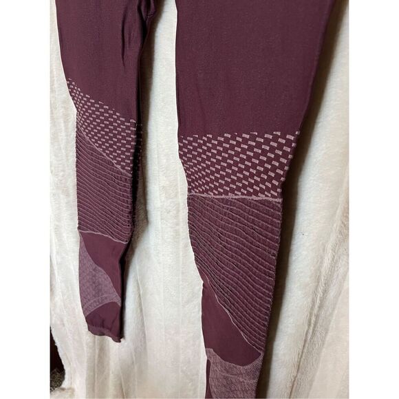 Spanx Look At Me Now Seamless Moto Leggings Woman’s Size XL - Picture 3 of 11
